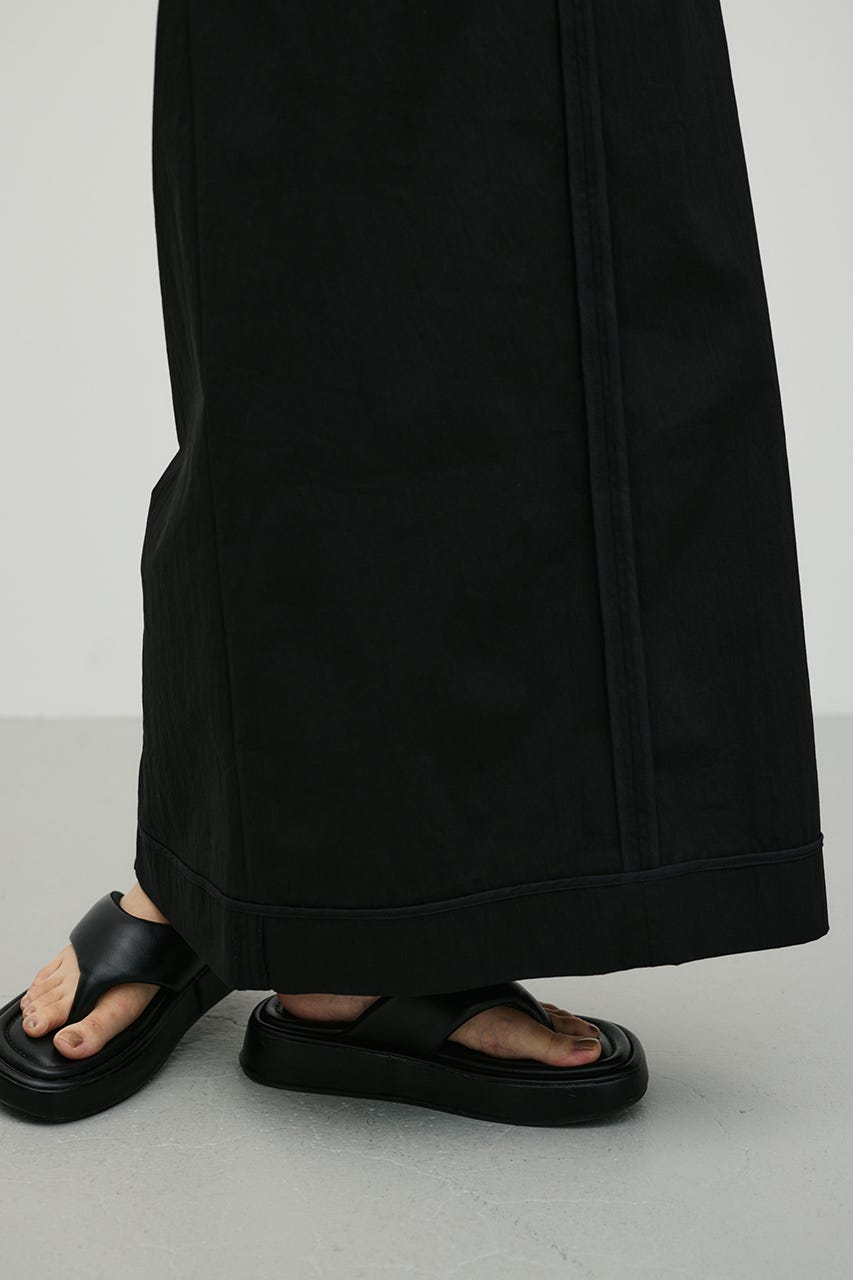 アウトシームアイラインスカート BLK M