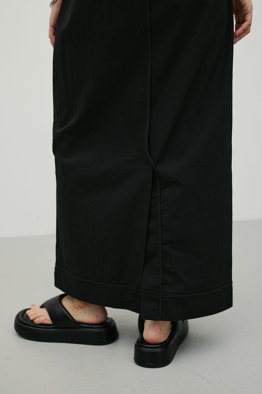 アウトシームアイラインスカート BLK M