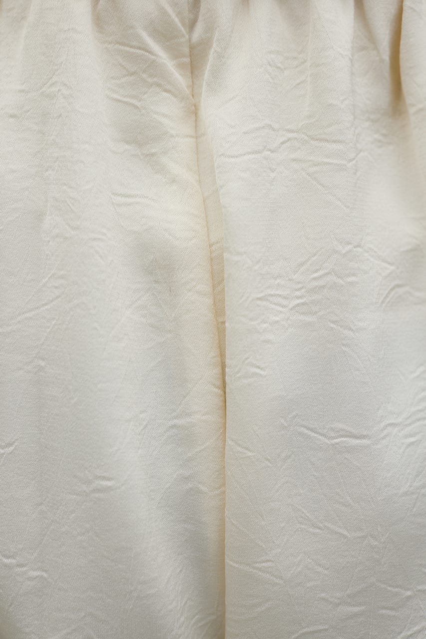シャイニーイージーパンツ WHT M