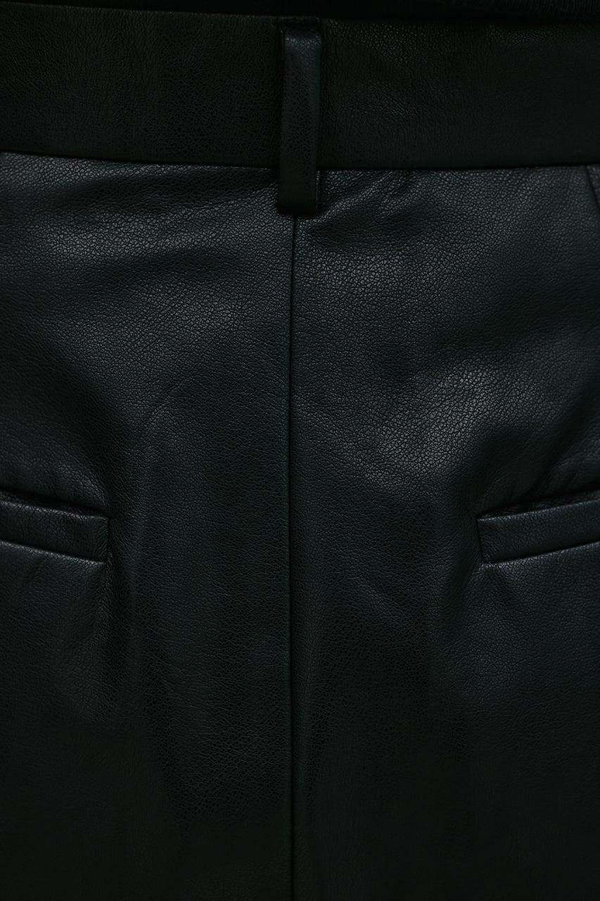 フェイクレザーストレートパンツ BLK S