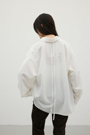 ストリングシャツ