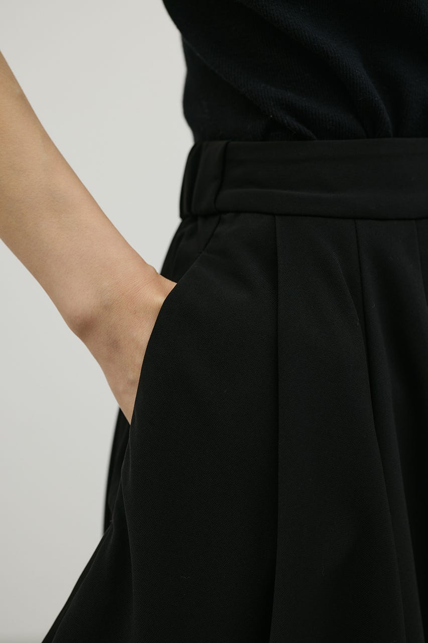 ドレープタックスカート BLK M