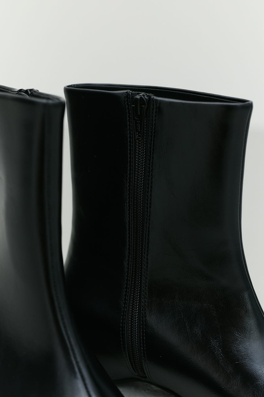インヒールグロスミドルブーツ BLK M
