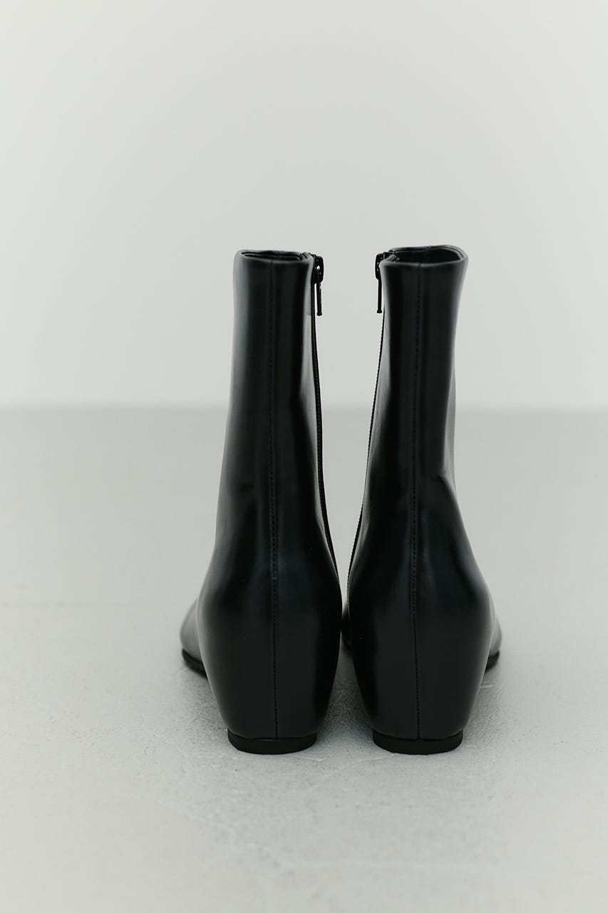 インヒールグロスミドルブーツ BLK M