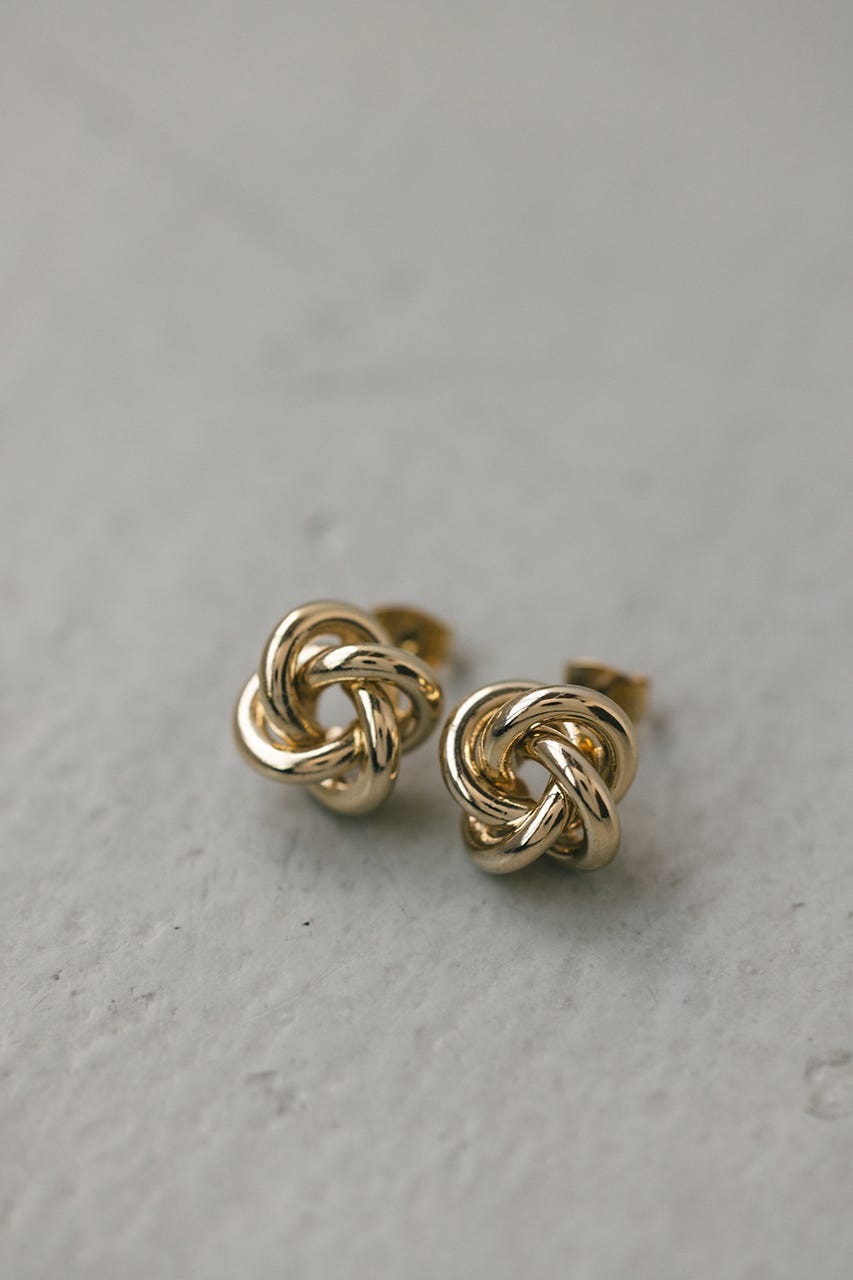 ノットモチーフピアス GLD FREE