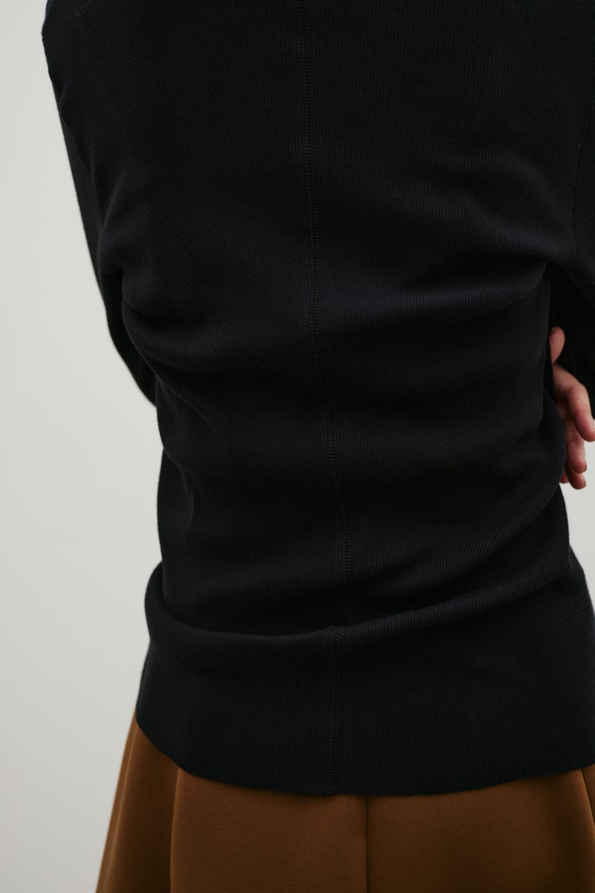 UネックロンT BLK FREE