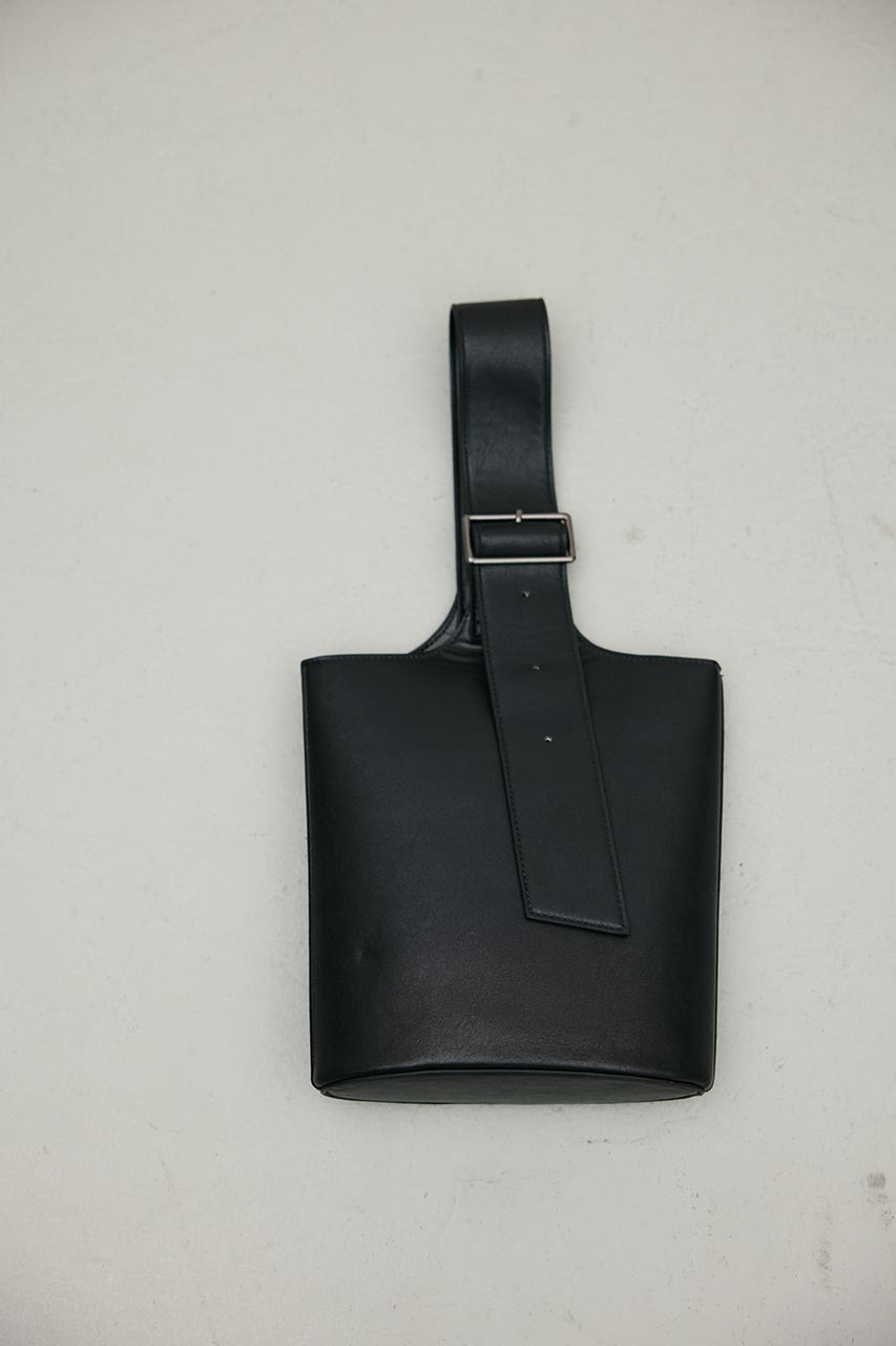 ワンハンドルバケットバッグ BLK FREE