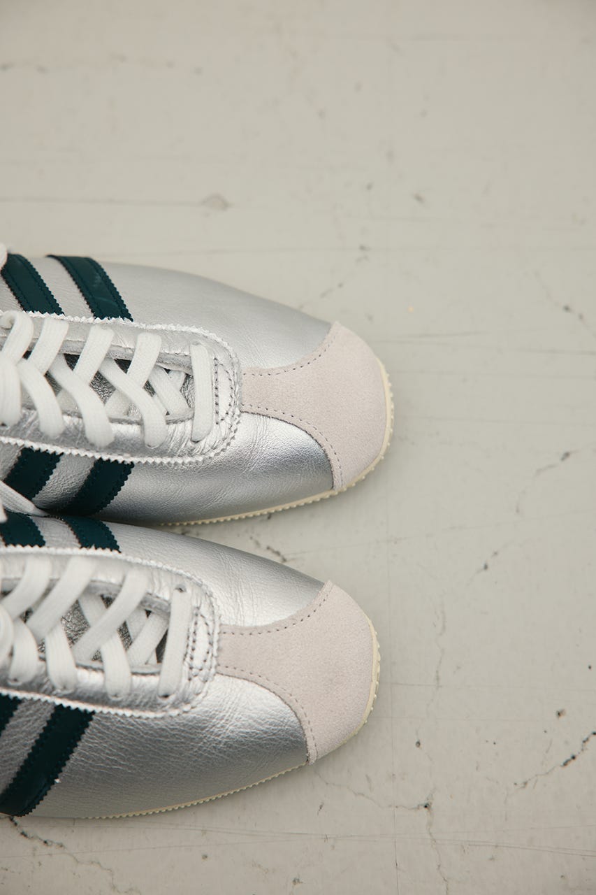 【adidas】PARIS W IH9223 SLV 24.0cm