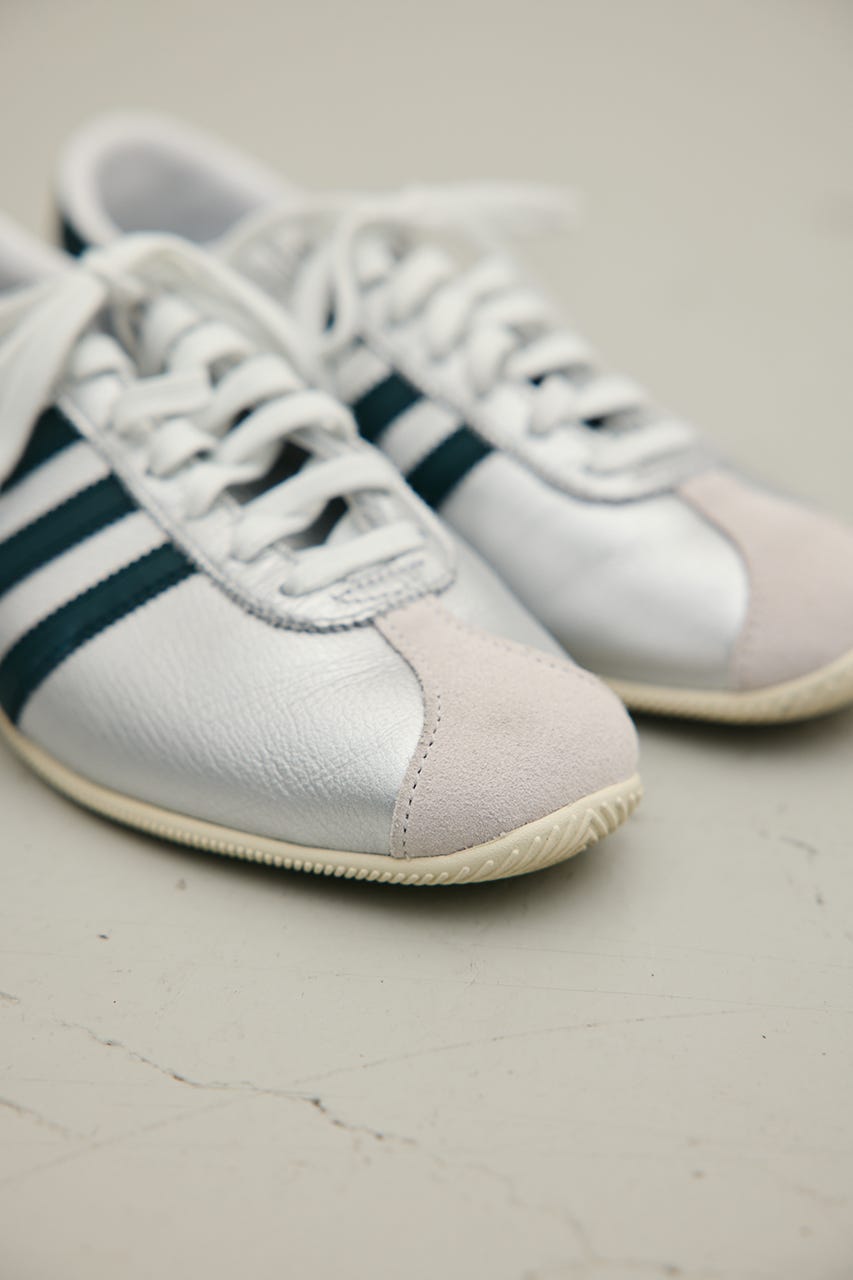 【adidas】PARIS W IH9223 SLV 24.0cm