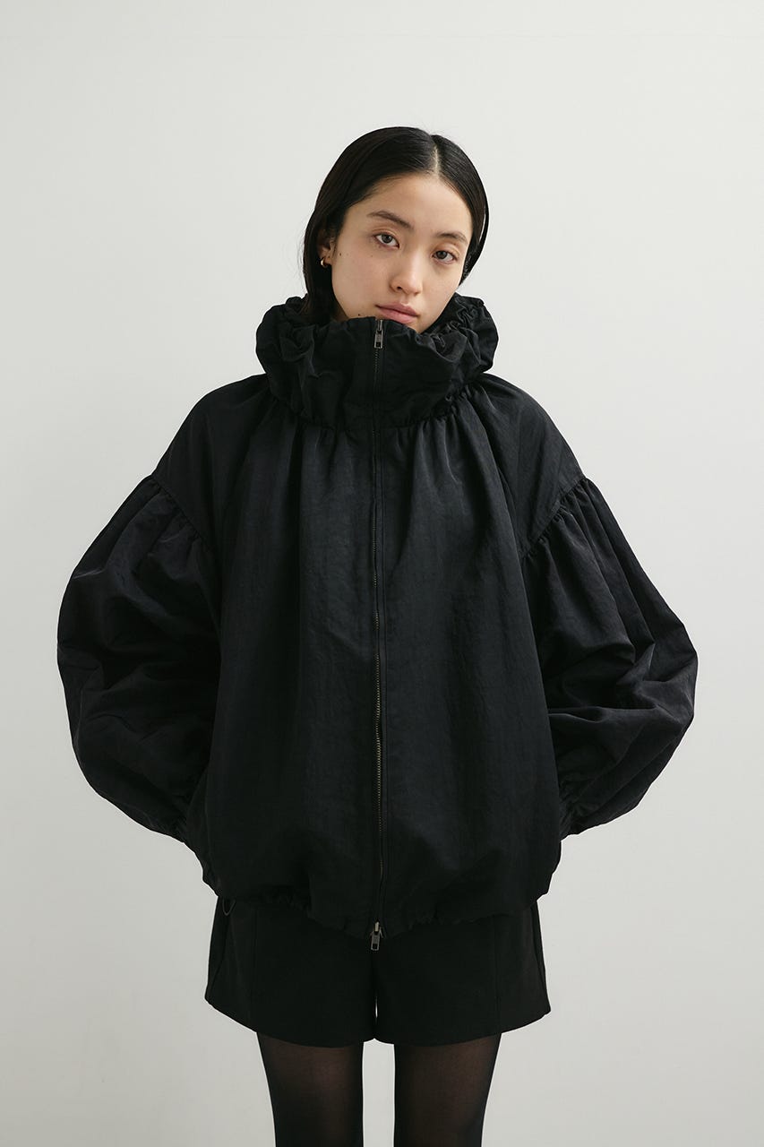 ギャザーネックブルゾン BLK FREE