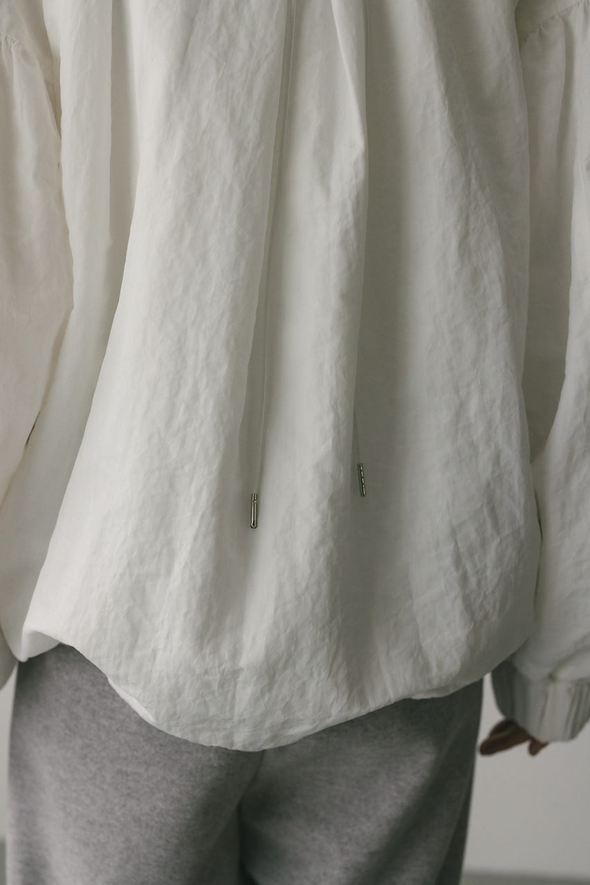 ギャザーネックブルゾン WHT FREE