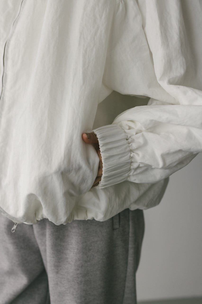 ギャザーネックブルゾン WHT FREE