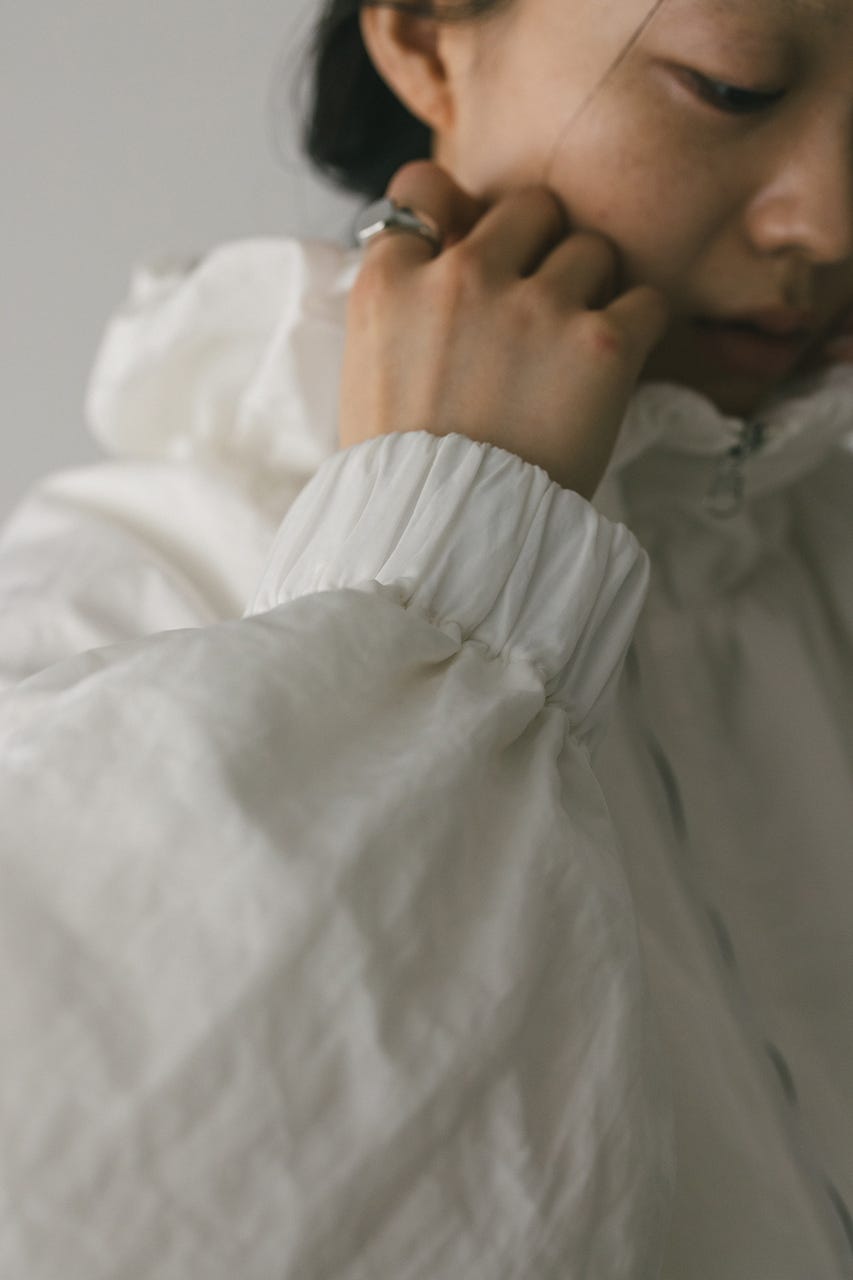 ギャザーネックブルゾン WHT FREE