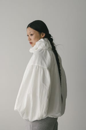 ギャザーネックブルゾン