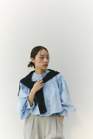 ギャザーバルーンブラウス