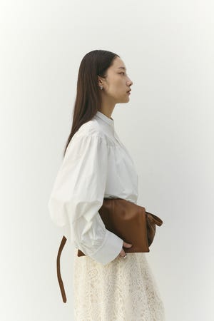 ギャザーバルーンブラウス
