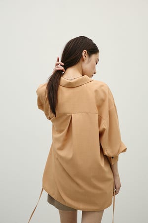 ストリングルーズシャツ