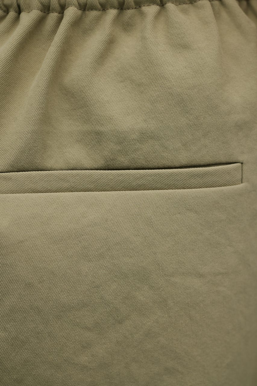 ハイラインワイドパンツ L/KHA M