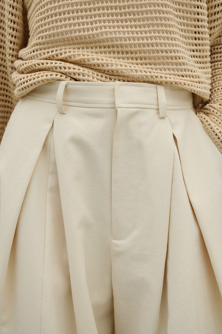 タックフォルムパンツ IVOY M