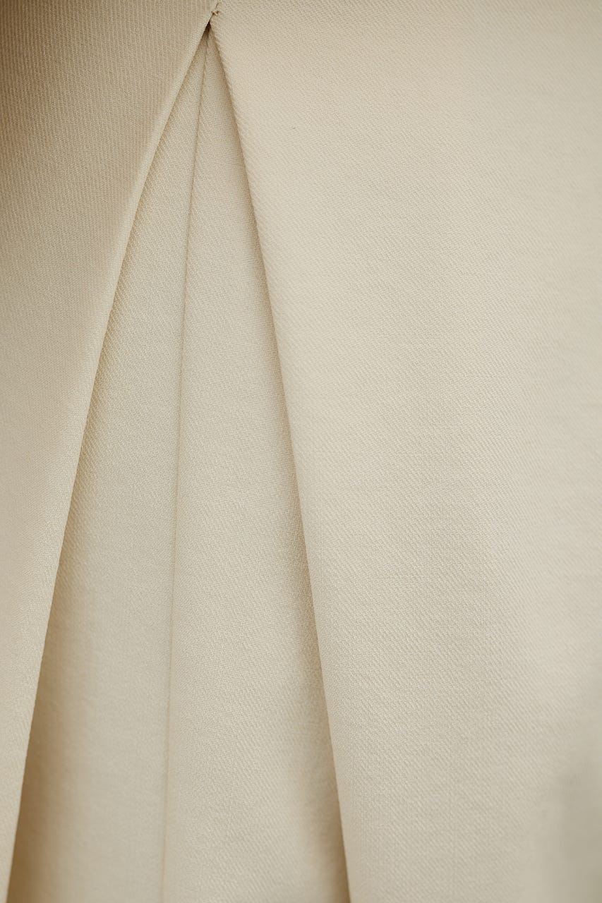 タックフォルムパンツ IVOY M