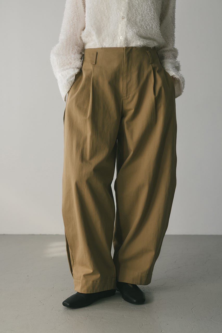 サイドタックフォルムパンツ BEG S
