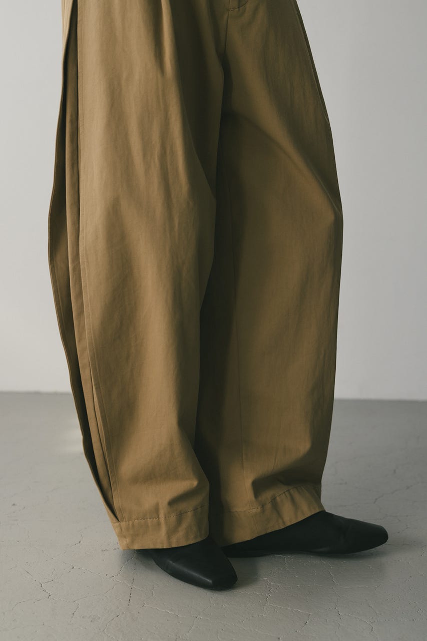 サイドタックフォルムパンツ BEG S
