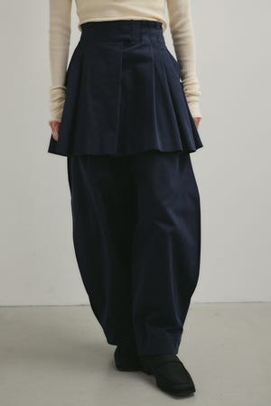 タックワイドミニスカート