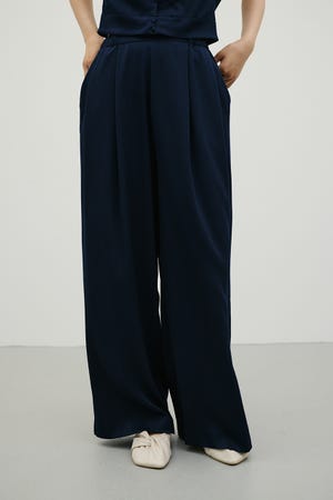 ワッシャーサテンワイドパンツ