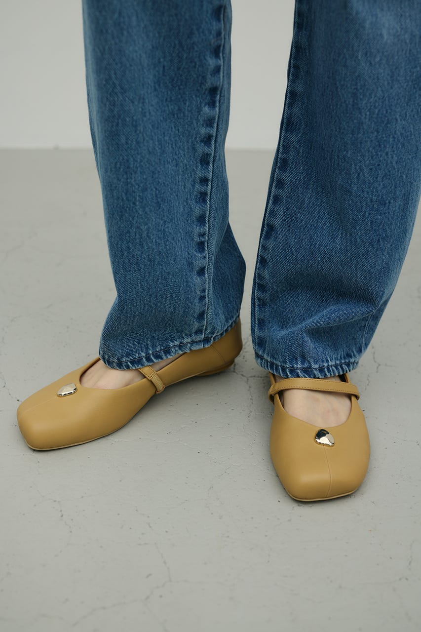 メタルモチーフパンプス BEG M