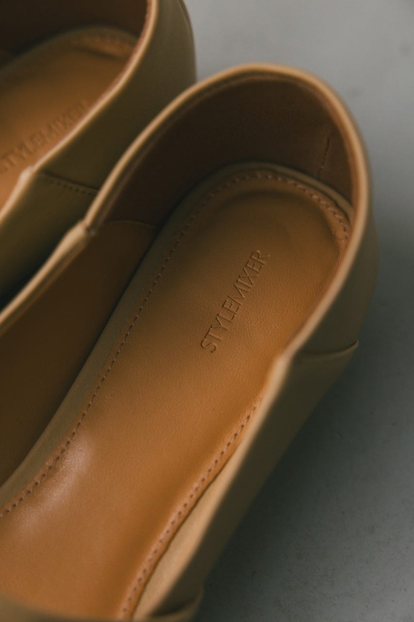 メタルモチーフパンプス BEG M