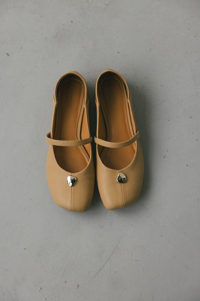 メタルモチーフパンプス BEG M