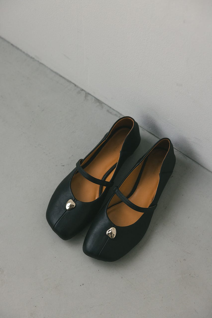 メタルモチーフパンプス BLK M