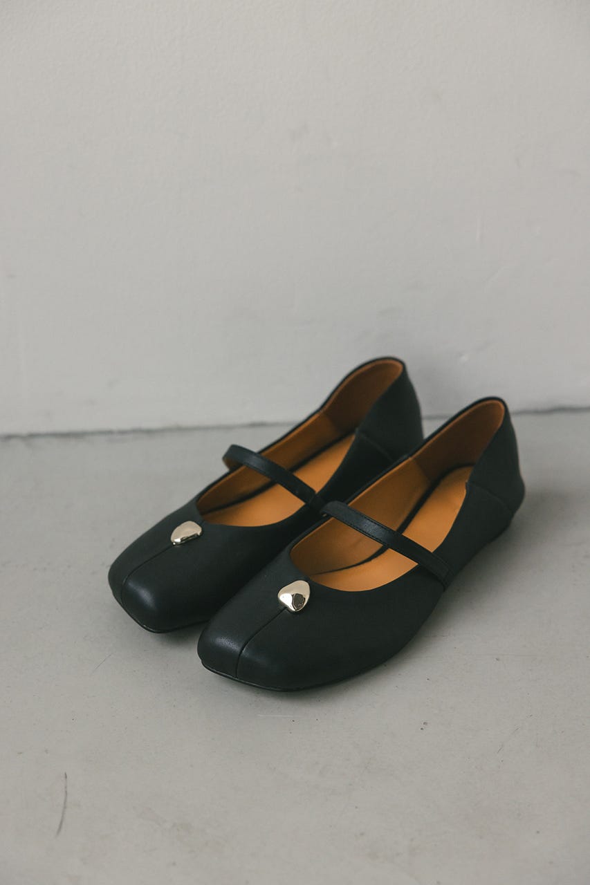 メタルモチーフパンプス BLK M