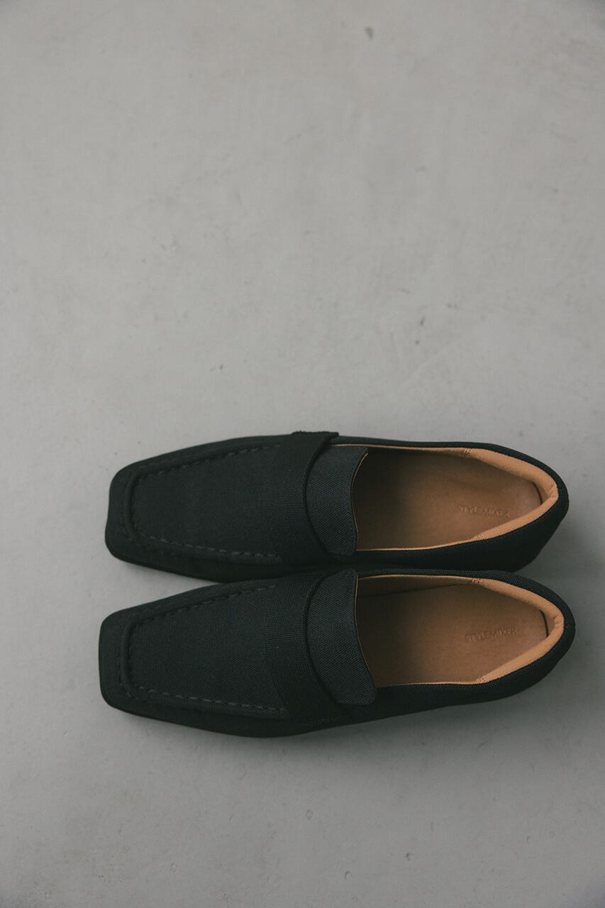 キャンバススクエアローファー BLK S