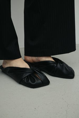 ツイストミュール