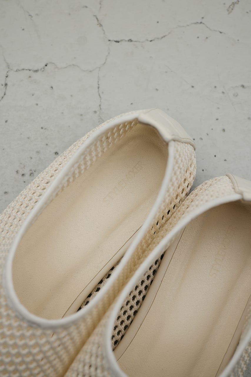 メッシュフラットパンプス WHT L