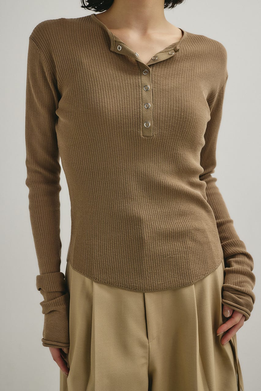 ヘンリーネックシアーニット BEG FREE