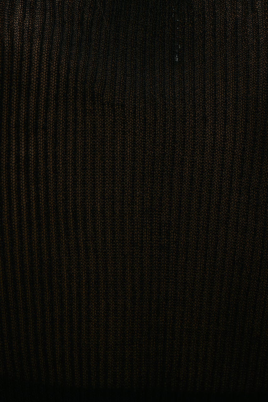 ホールボタンコンパクトニット BLK FREE