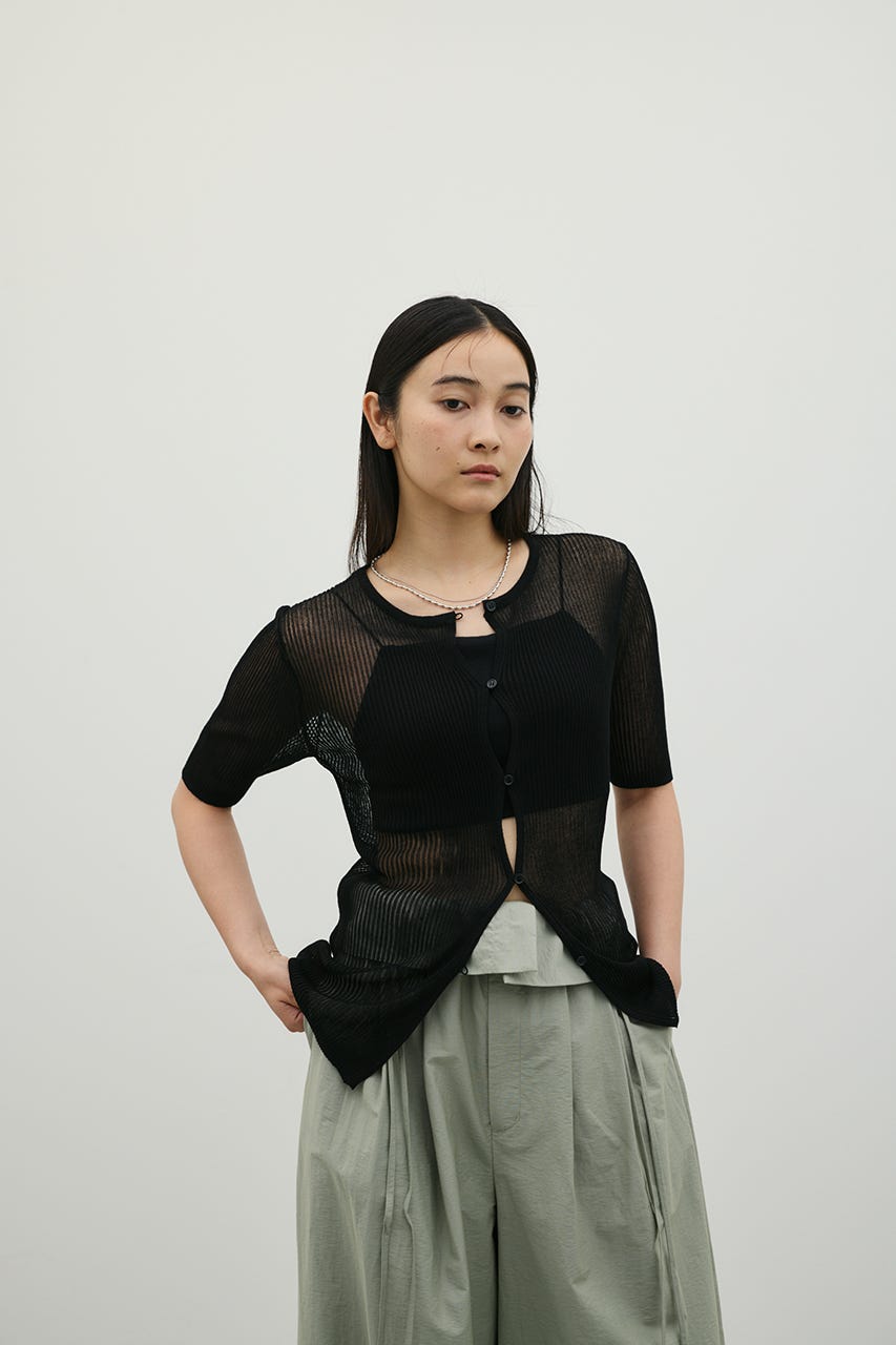 ホールボタンコンパクトニット BLK FREE