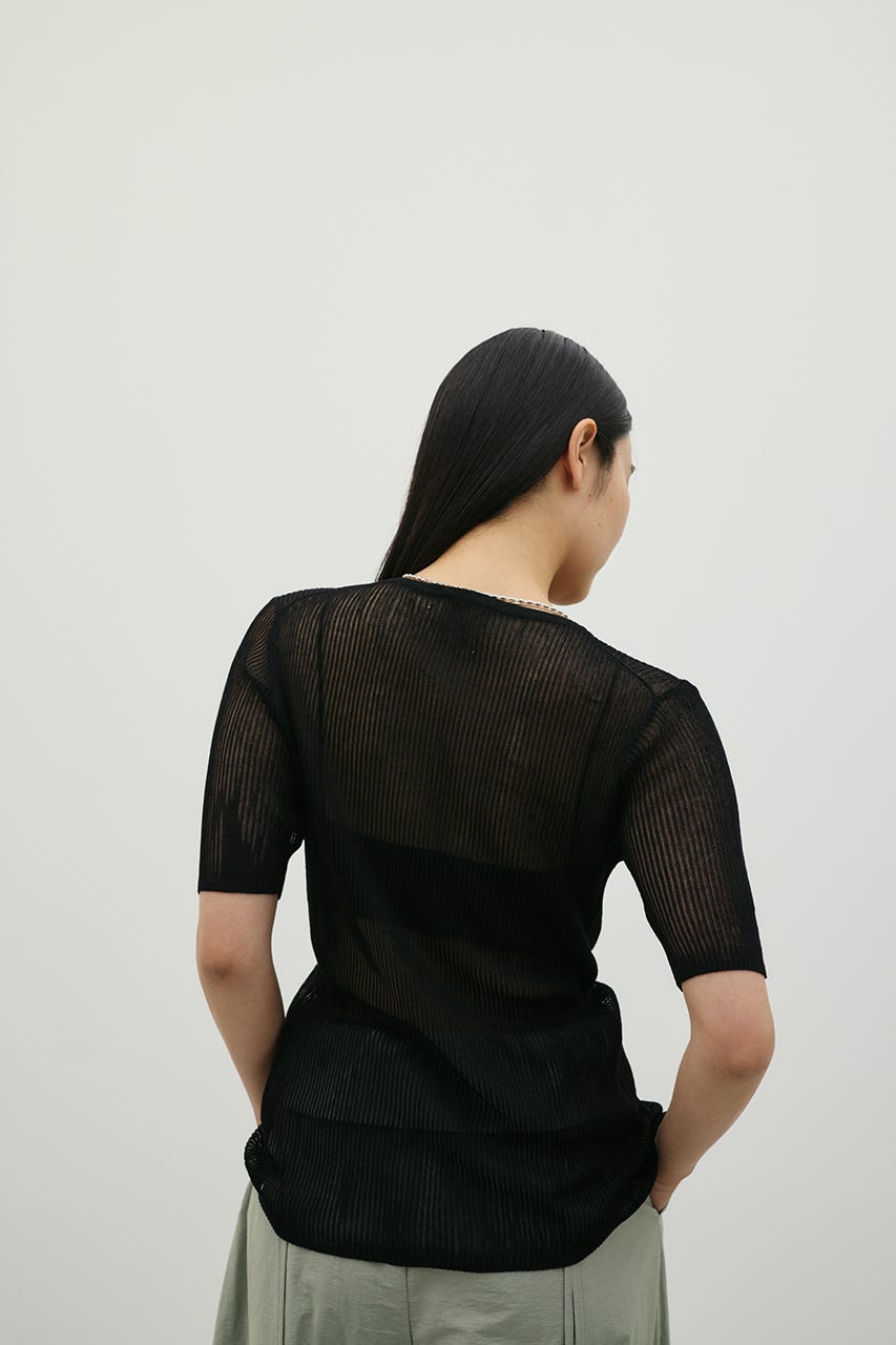 ホールボタンコンパクトニット BLK FREE