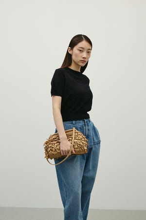 フラワージャガードニット