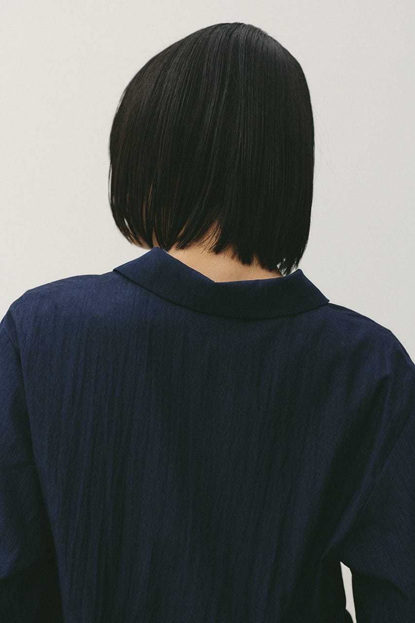 ヘムフリルシャツ NVY FREE