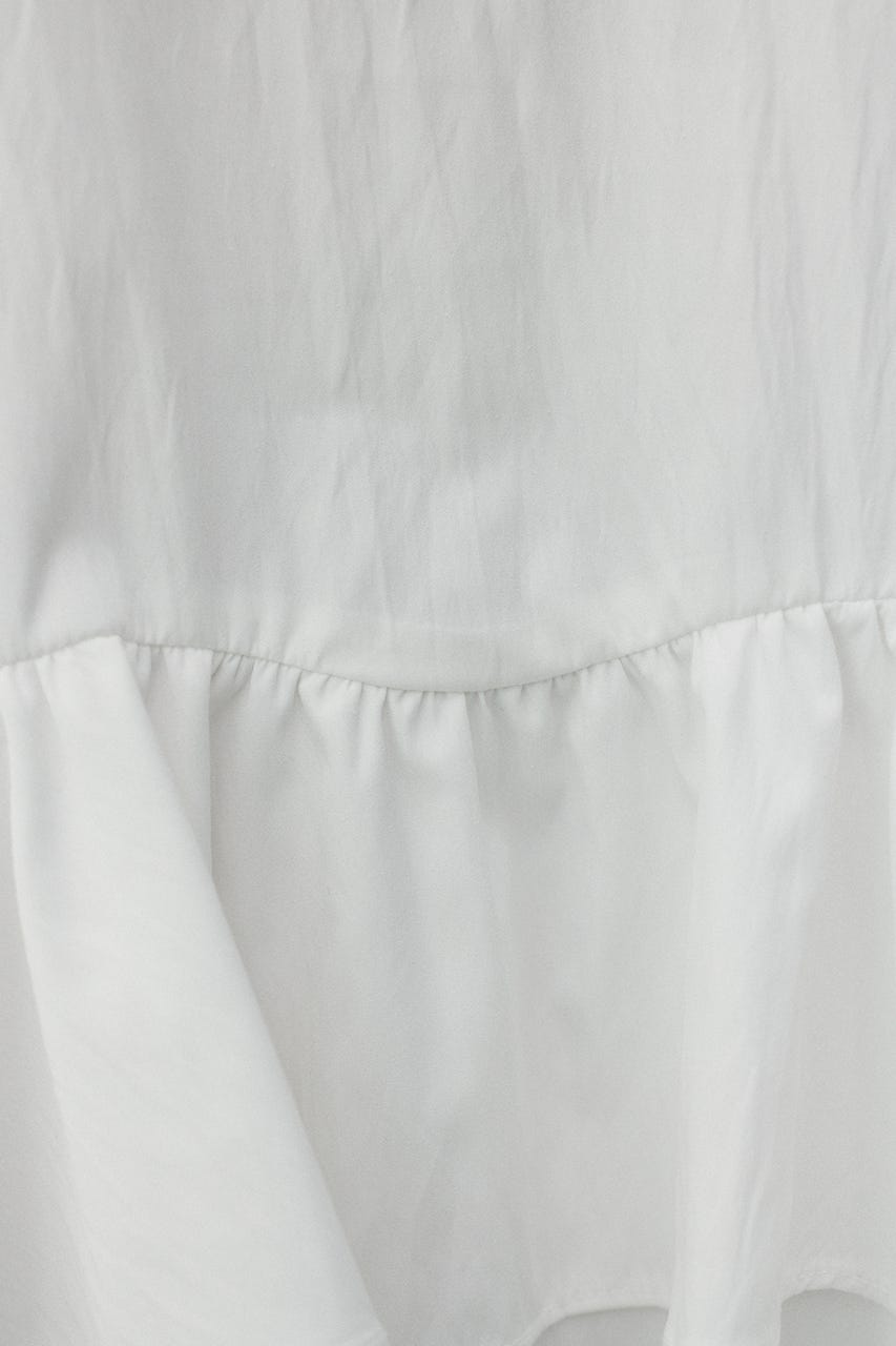 ヘムフリルシャツ WHT FREE