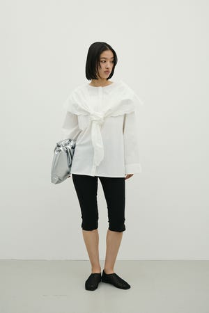 カットワークカラーブラウス