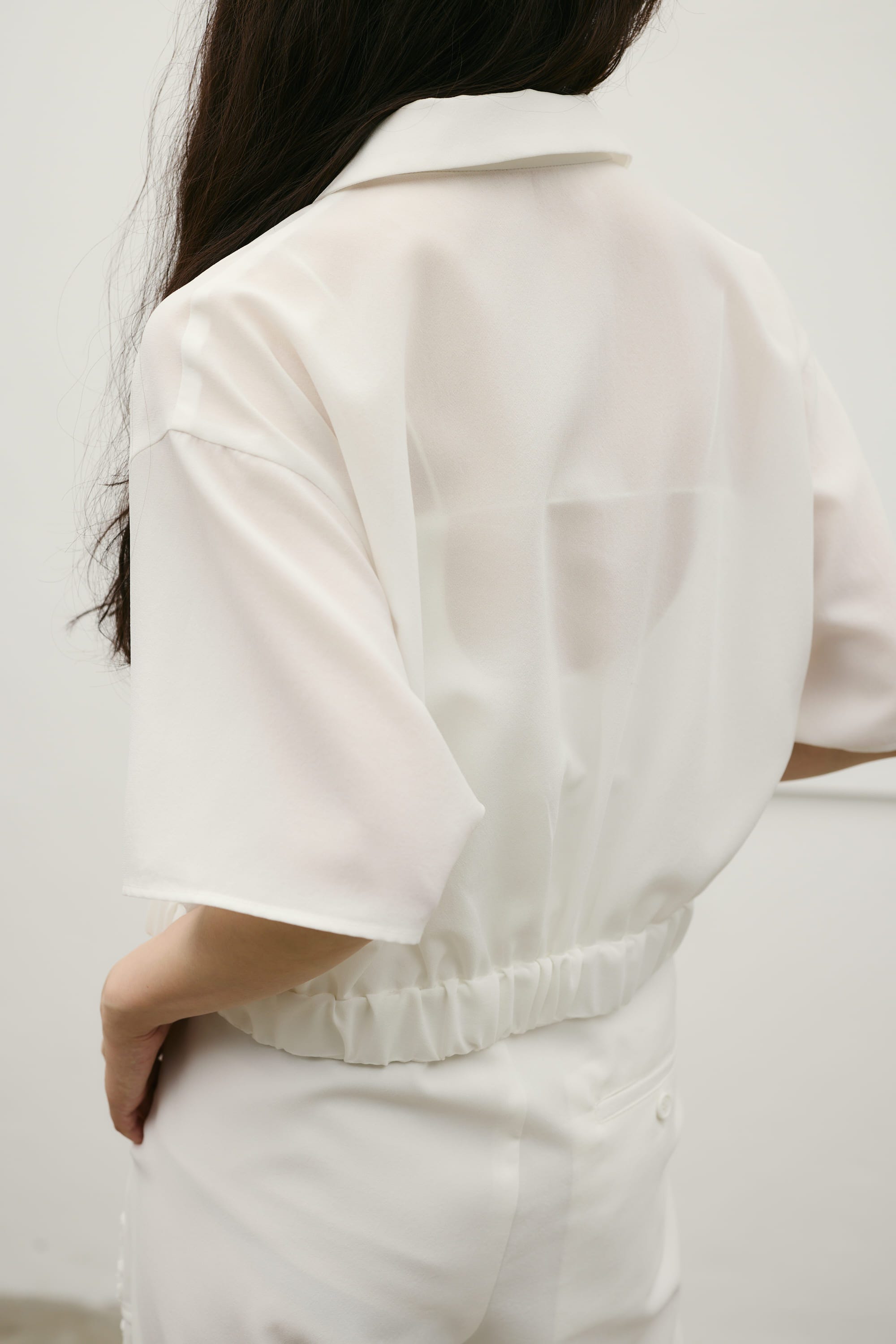 フラワーエンブロイダリージップシャツ WHT FREE