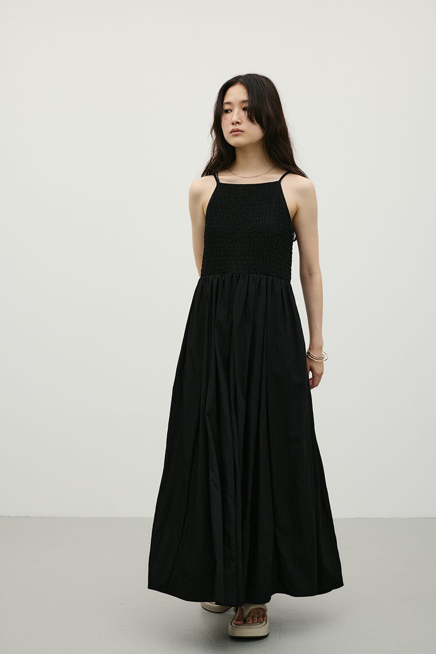 シャーリングギャザーキャミワンピース BLK M