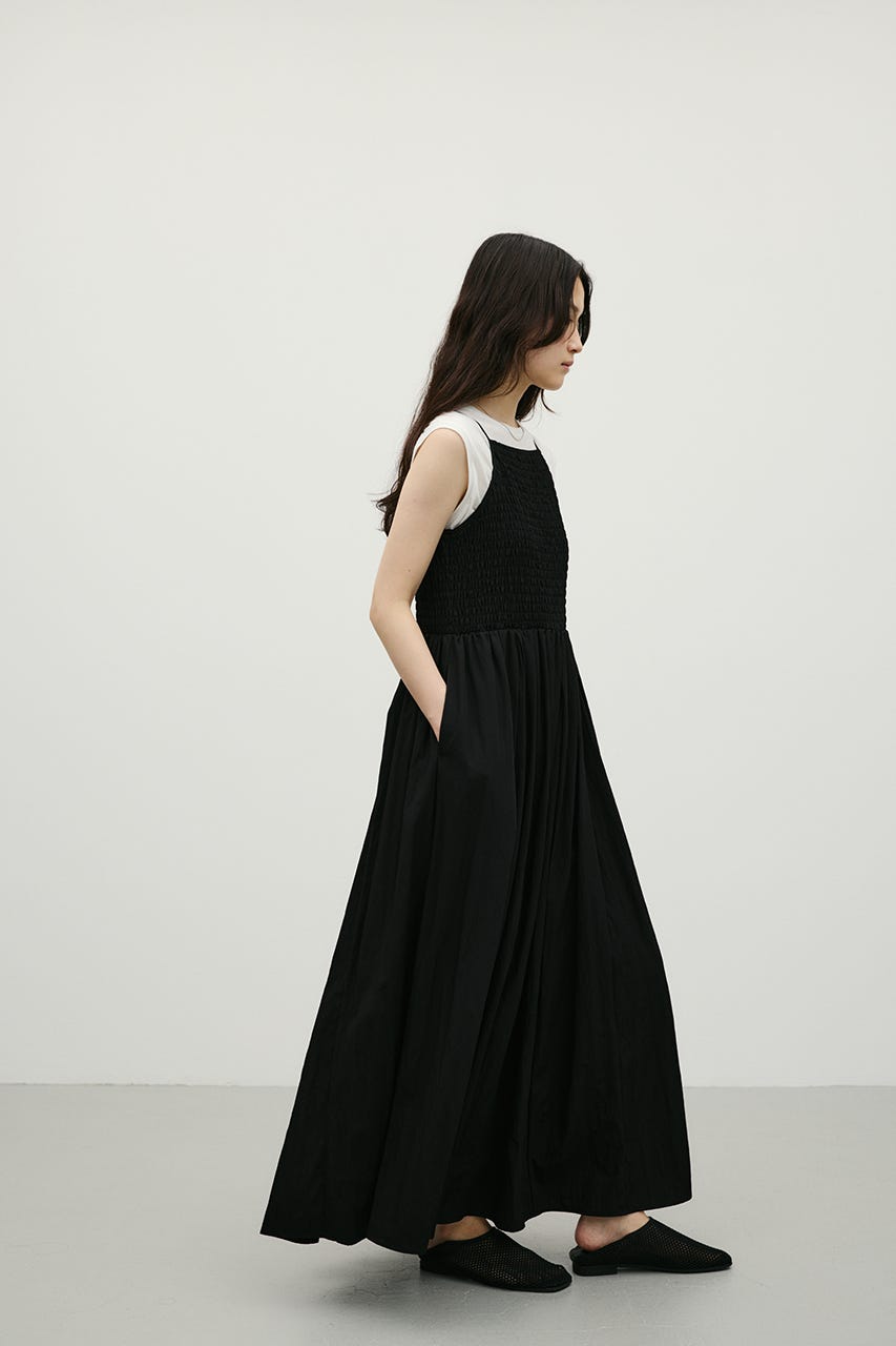 シャーリングギャザーキャミワンピース BLK M