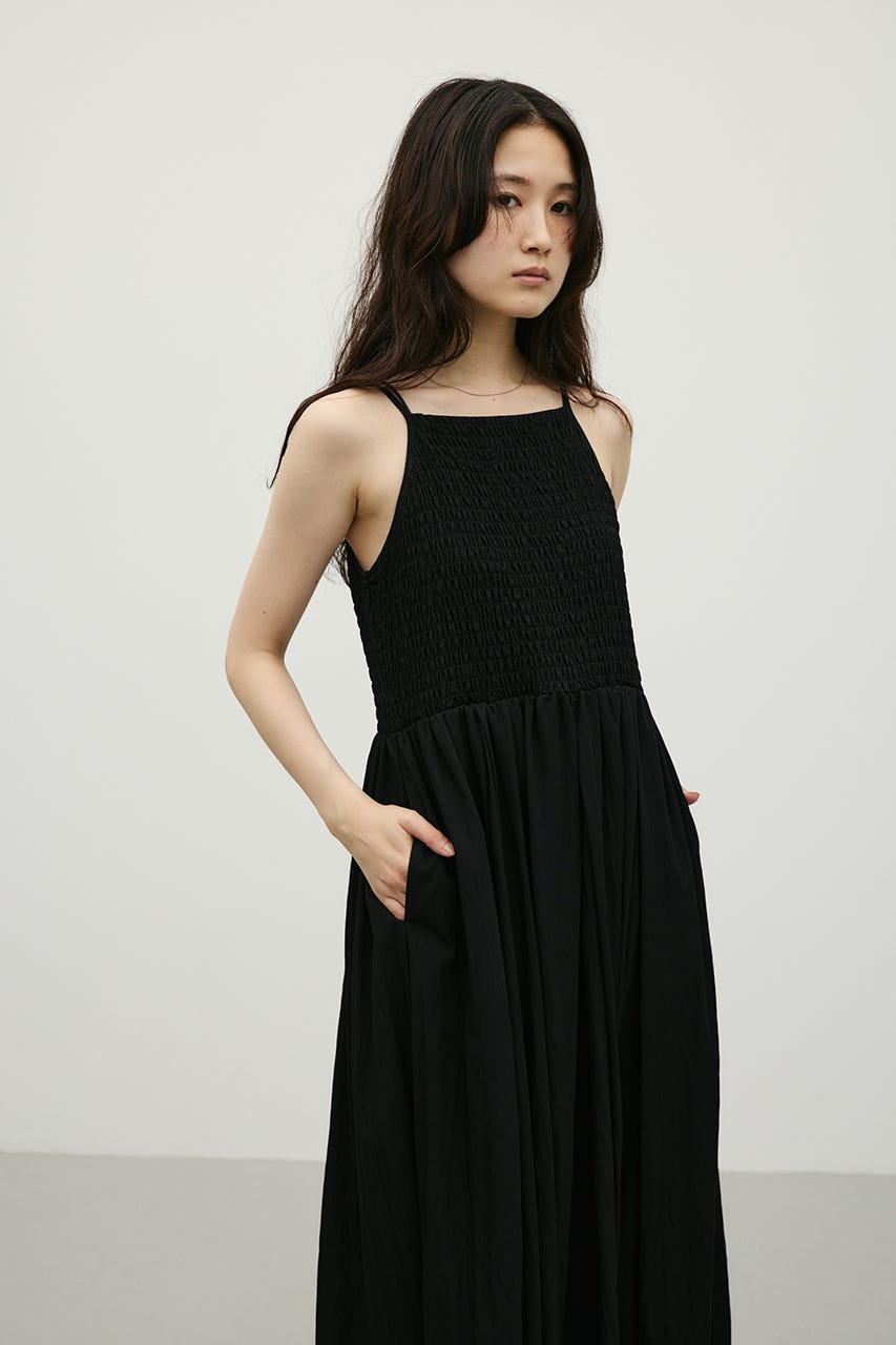 シャーリングギャザーキャミワンピース BLK M