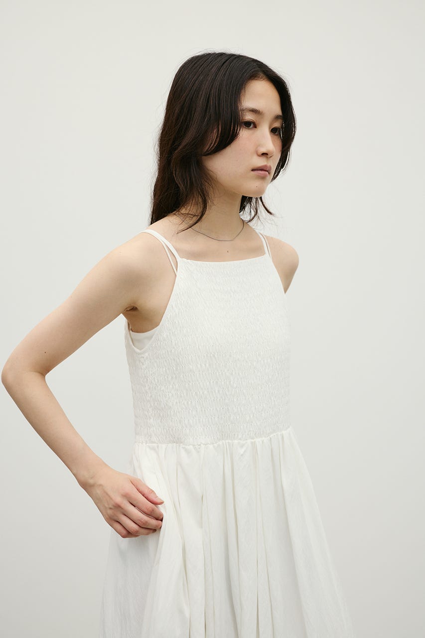 シャーリングギャザーキャミワンピース WHT M