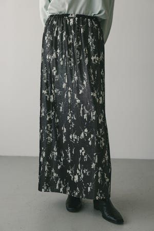 フラワープリントプリーツスカート